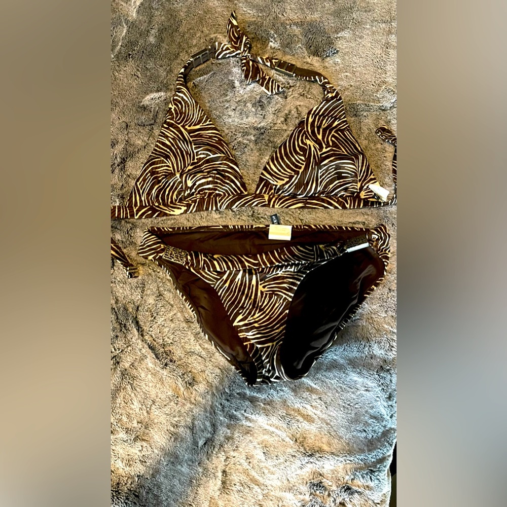 Brown animal print bikini to bring out your wild side.